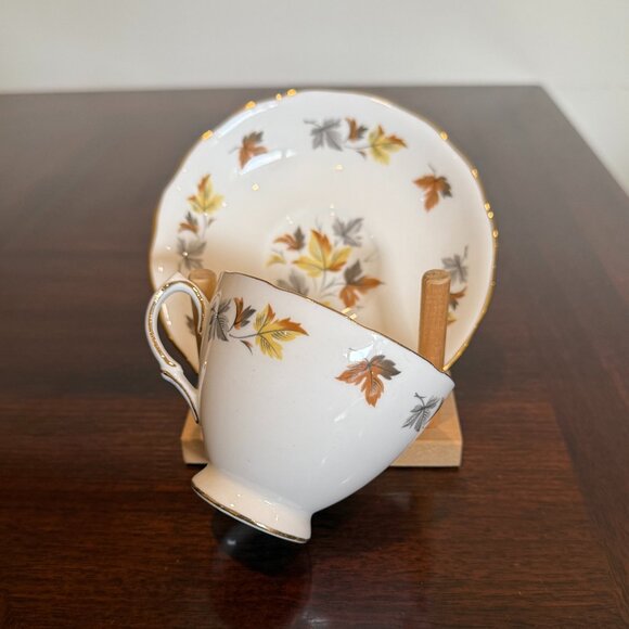 Colclough English Tea Cup and Saucer Set - Autumn Leaves - Picture 3 of 9